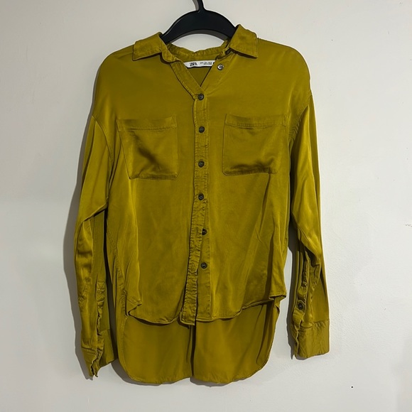 Zara Satin Button Up - Picture 1 of 4